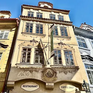 apartmany-nerudova-36.praguehotelsweb.com/